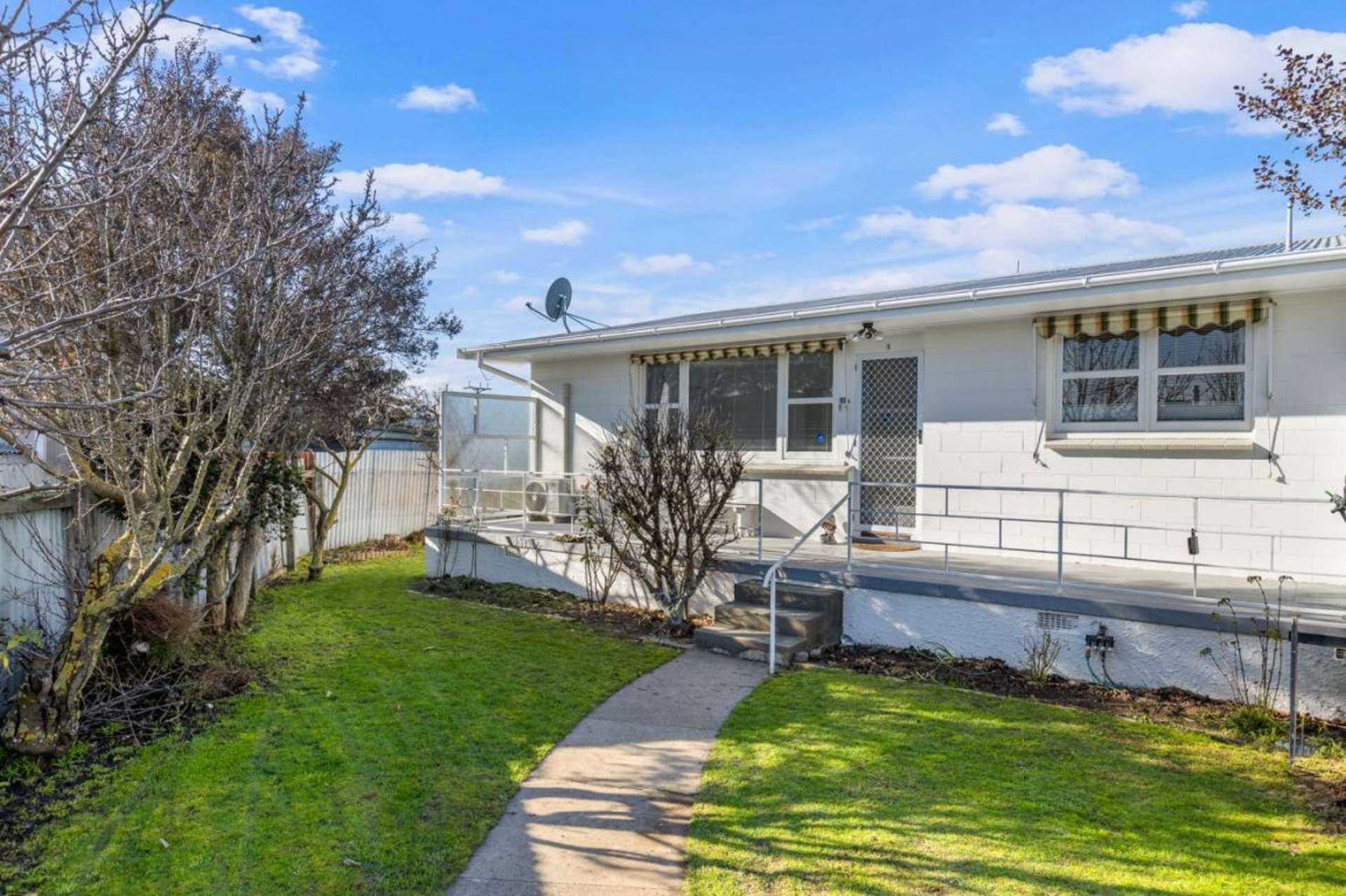 1/13A Karina Crescent Redwoodtown_0