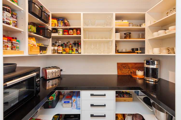 41 Coutts Way Fitzherbert_14