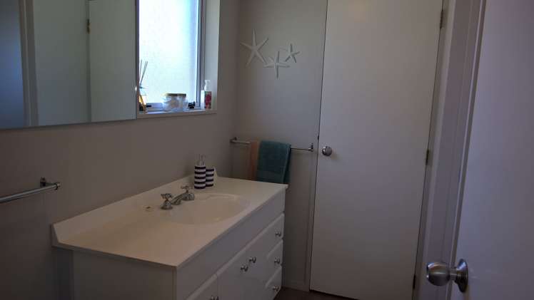 217b Leander Road Whangamata_11