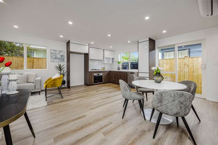 8/36 Halsey Road Manurewa_1