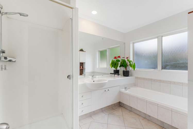 19 Trovare Place Golflands_24