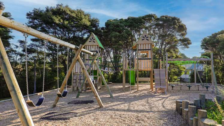 36 Springtime Crescent Stanmore Bay_33