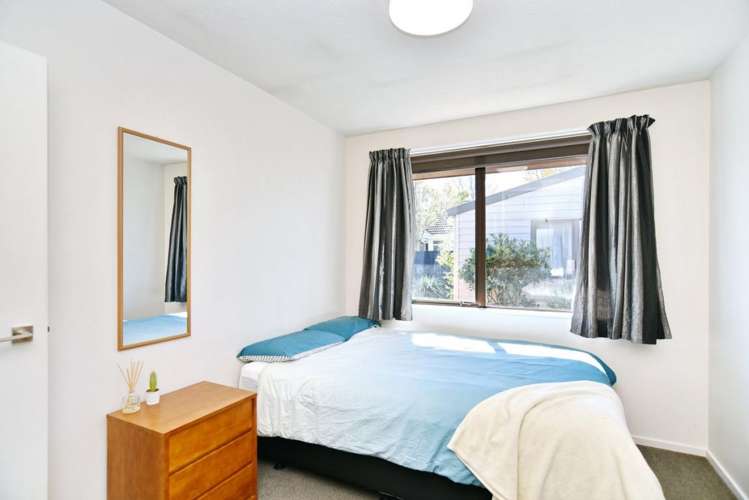 56a Achilles Street Burwood_14