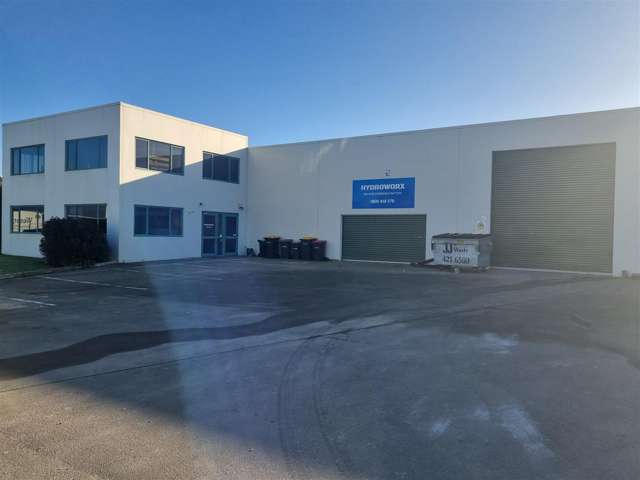 20 Connaught Drive Hornby_2