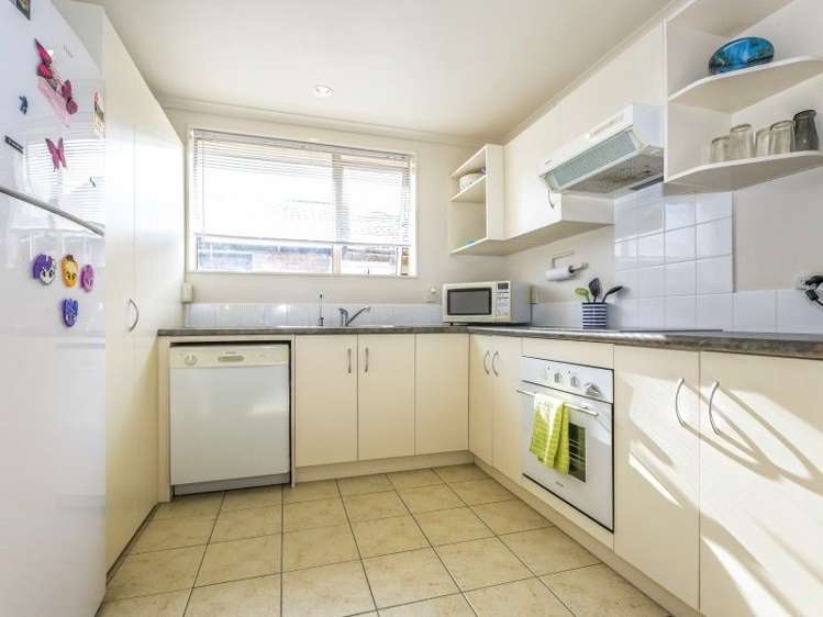 71 Kayes Road Pukekohe_3