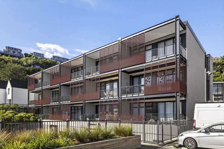 204/11 Jean Caldwell Way Island Bay_11