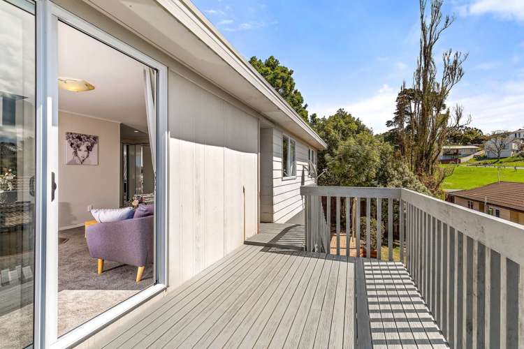 24 Halloran Place Massey_8