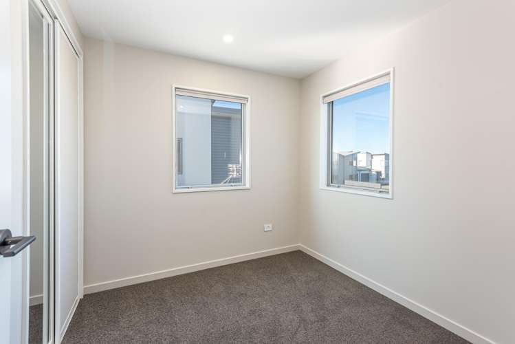 5 Kakapo Lane Redwood_18