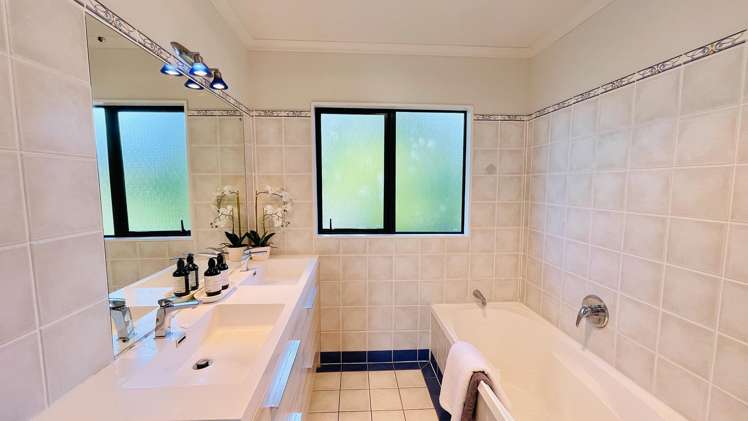 1266 New North Road Avondale_8