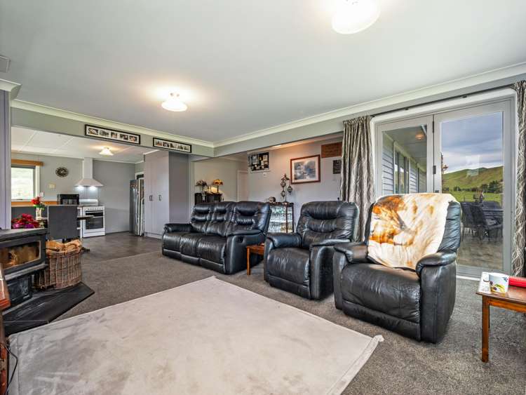 256 Pori Road Pahiatua_10