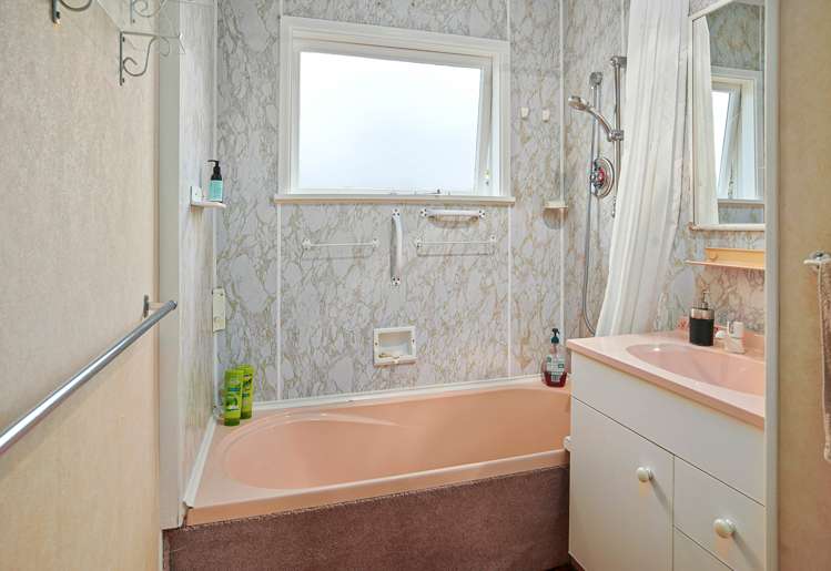 12 Polstead Road Stoke_13