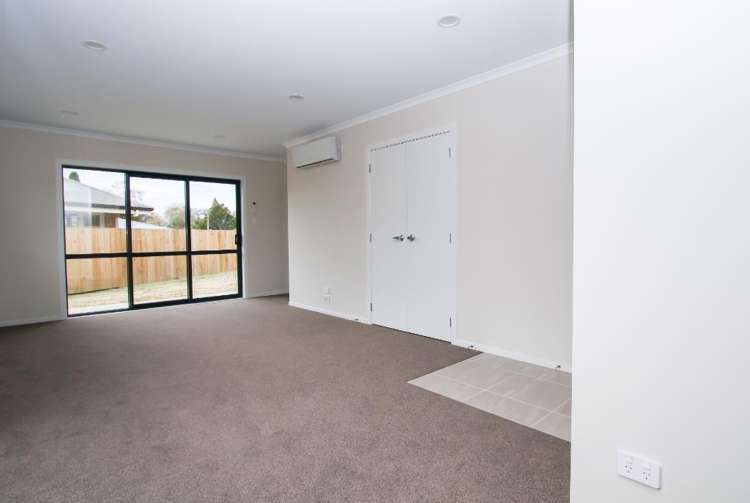 3/3 Southbrook Close 1071_9