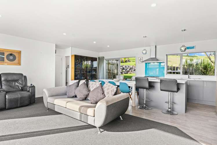 207 Thelma Road North_4