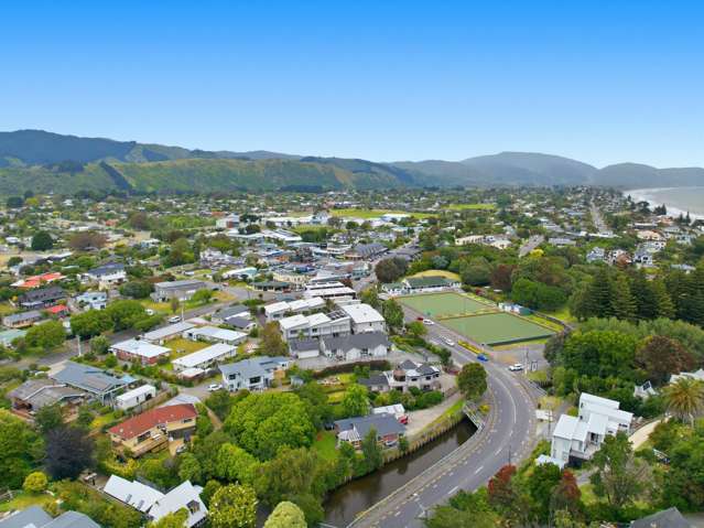 2 Kohutuhutu Road Raumati Beach_1