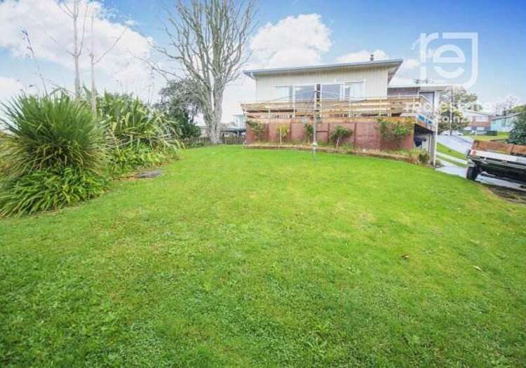 21 McClintock Road Massey_9