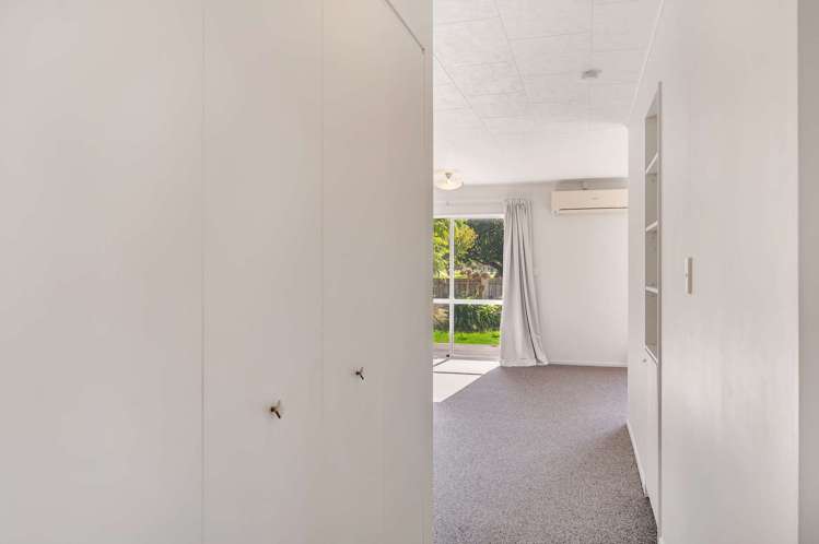 552 Kennedy Road Greenmeadows_13