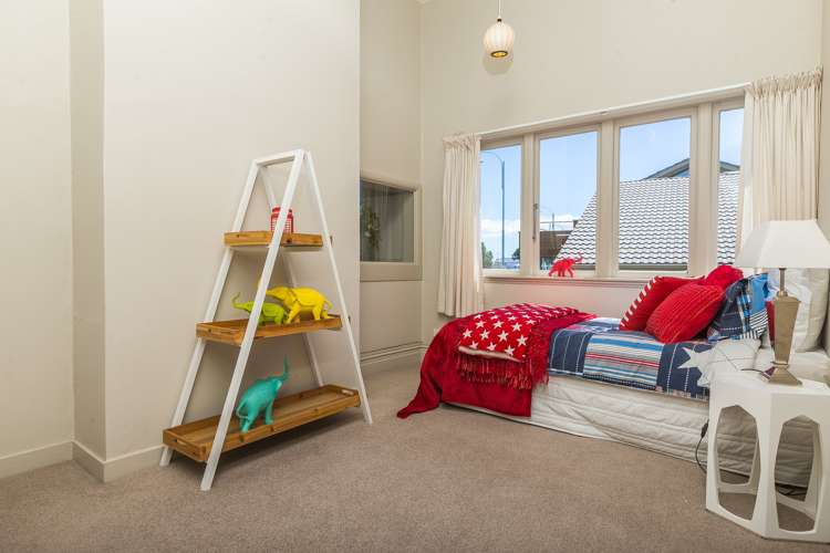 24 Queens Parade Devonport_17