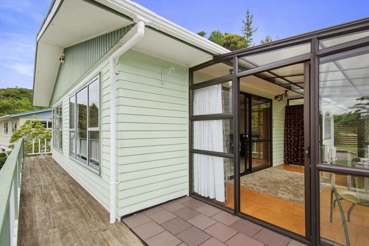 63 Holland Street Wainuiomata_6