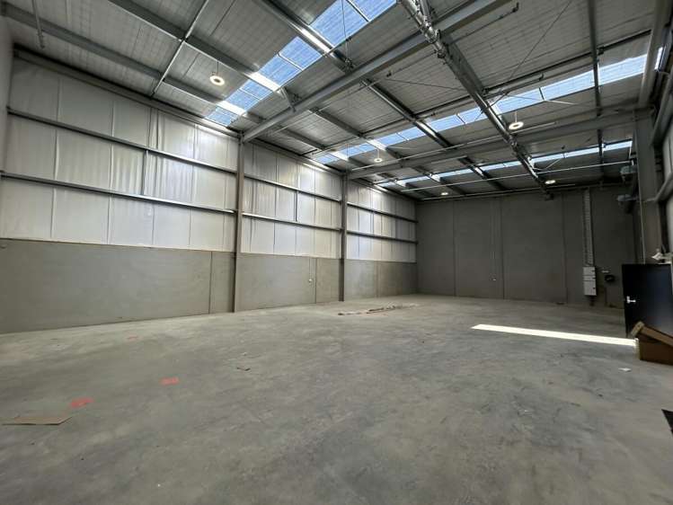 Unit 1, 253 Ihumatao Road Mangere_5