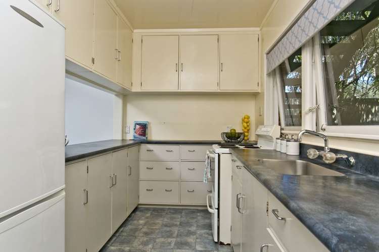 28 Nutsey Avenue Northcote_30