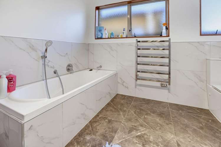 110 Comries Road 1053_6