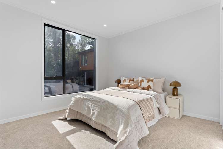 545 Beach Road Murrays Bay_22