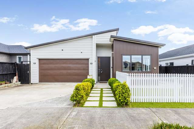 Stunning Kumeu Family Home Awaits You!