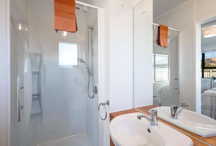 15 Stagg Place Brightwater_13