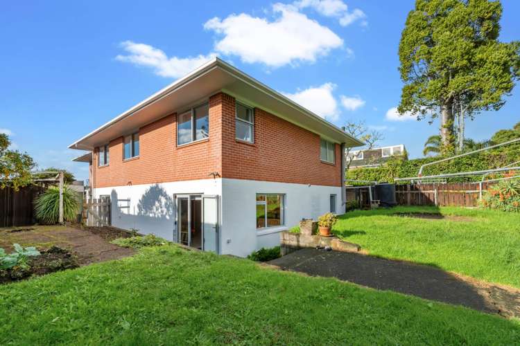 66 Daffodil Street Titirangi_18