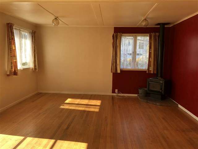 6 Alberta Street 1045_1