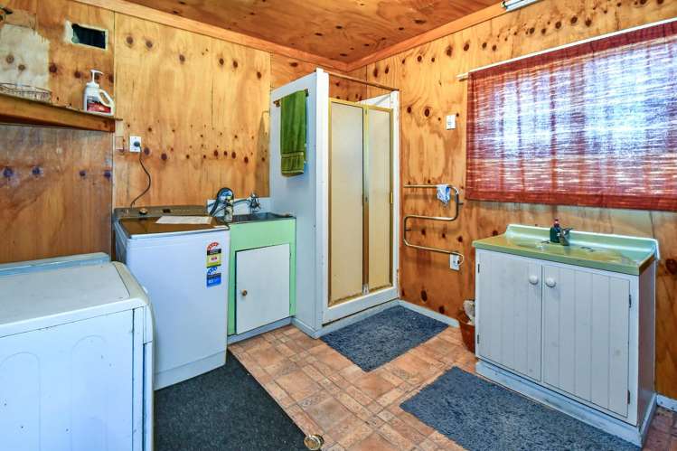 6 Martingale Drive Kingseat_13