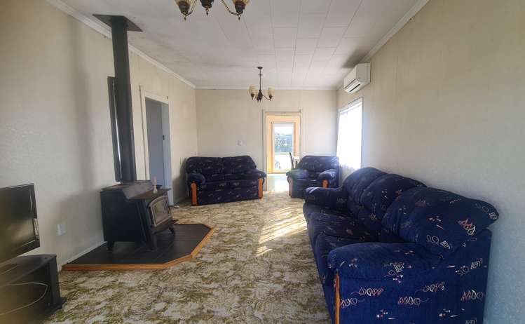 3 King Street Opunake_7