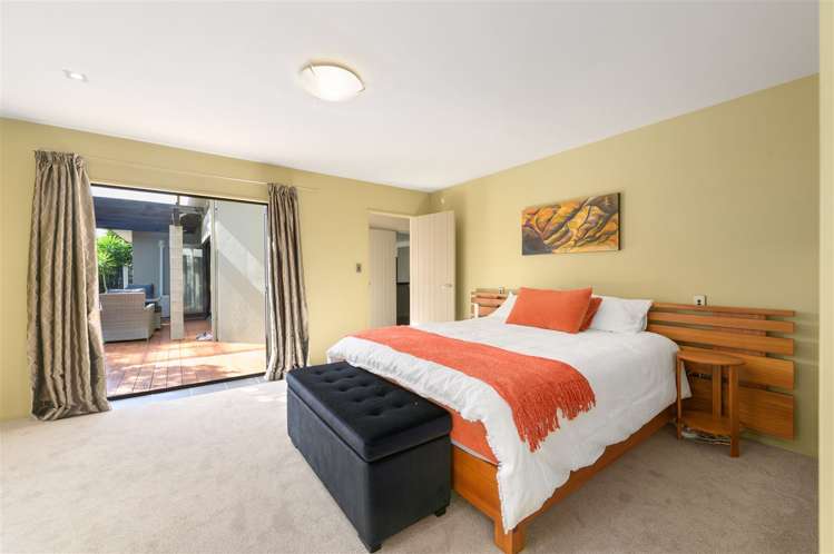 22 Palliser Drive Huntington_12