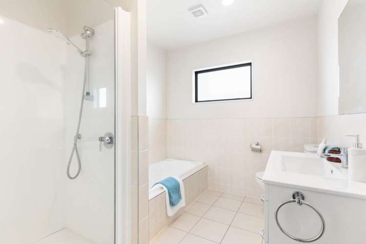 48/22 Northcross drive Oteha_13