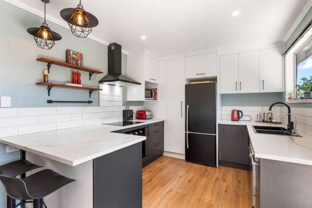 2/57 Solar Road Glen Eden_2