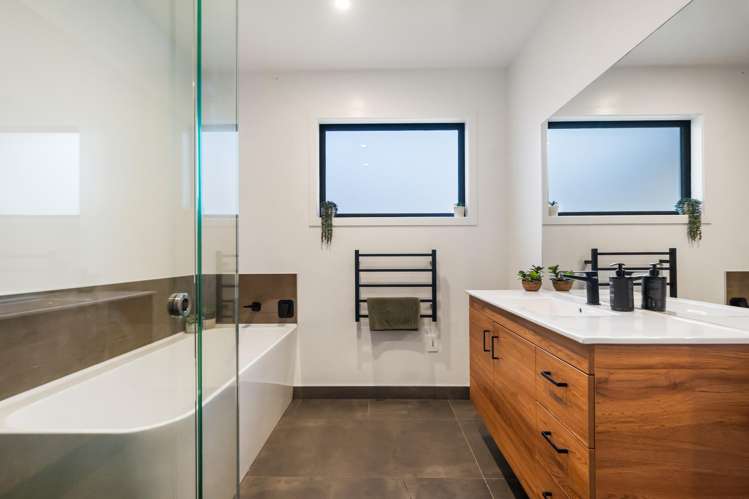 10 Alice Burn Drive Luggate_15