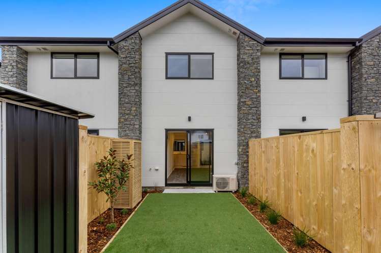 15O/10 Fathom Place Te Atatu Peninsula_0