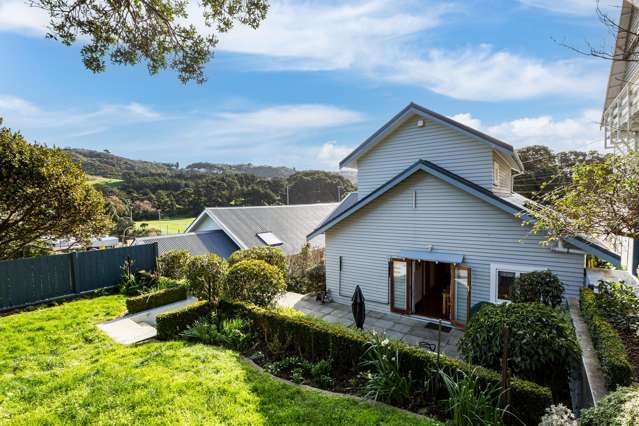 9 Dover Street Island Bay_1