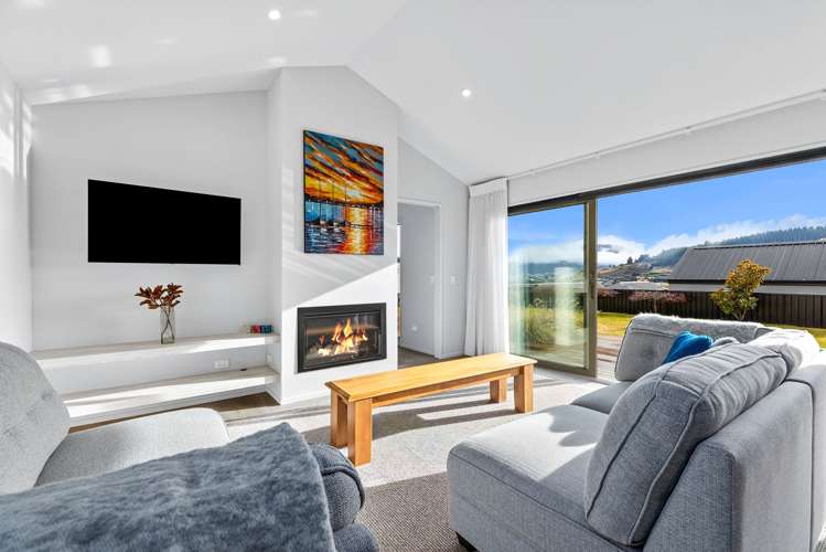 8 The Heights Avenue Wanaka_9
