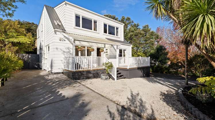 94 Kauri Point Road Laingholm_18