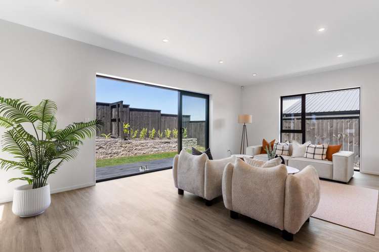 92 Huanui Drive Orewa_8