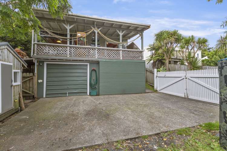 117 Rosier Road Glen Eden_17