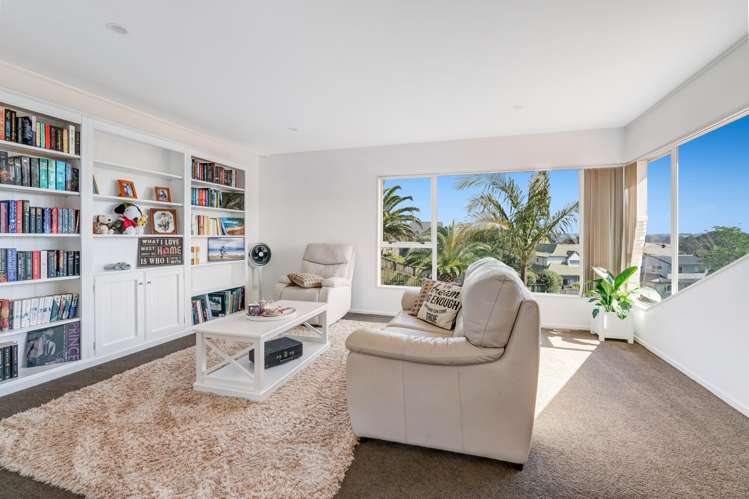 11 Azure Grove Unsworth Heights_5