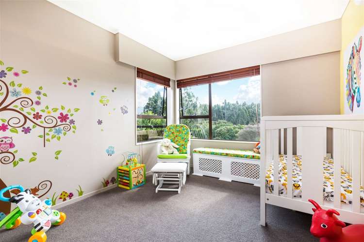 88 Daffodil Street Titirangi_14