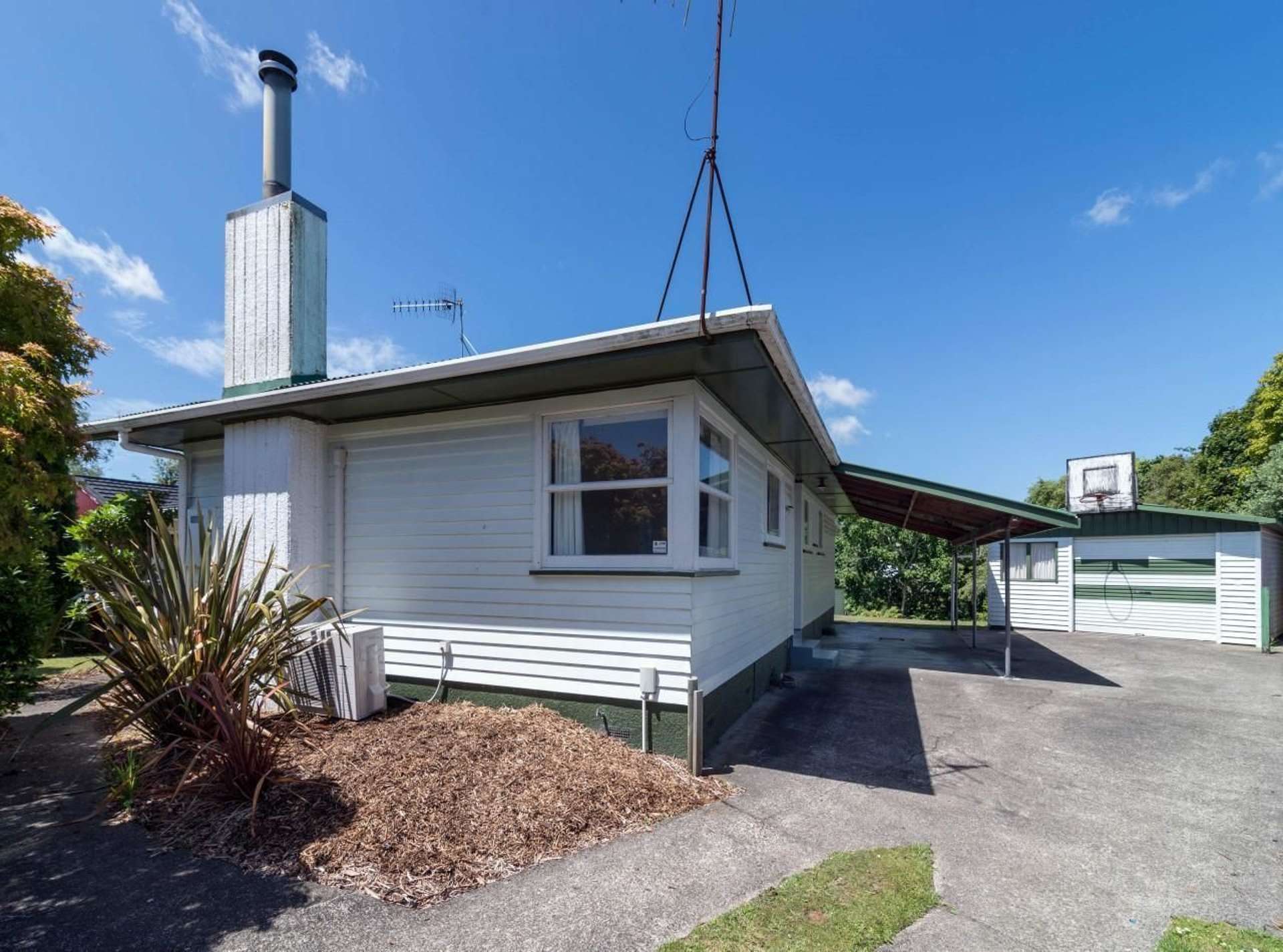 10 Joanne Crescent Pukehangi_0