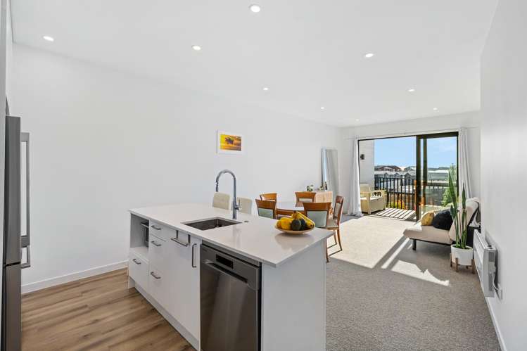 15/1 Genevieve Lane Hobsonville Point_2