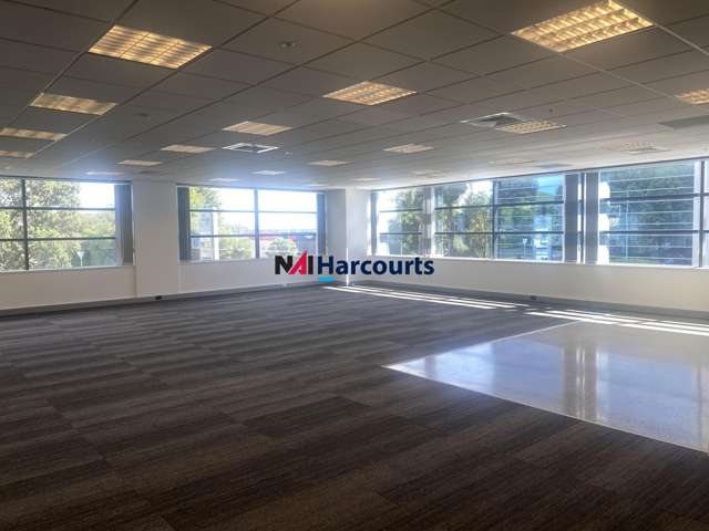 Building 3/61 Constellation Drive Rosedale_2