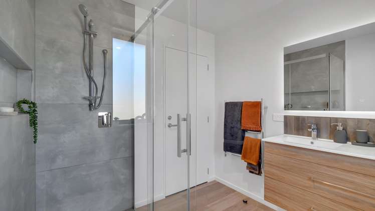 14 Greig Crescent Amberley_30