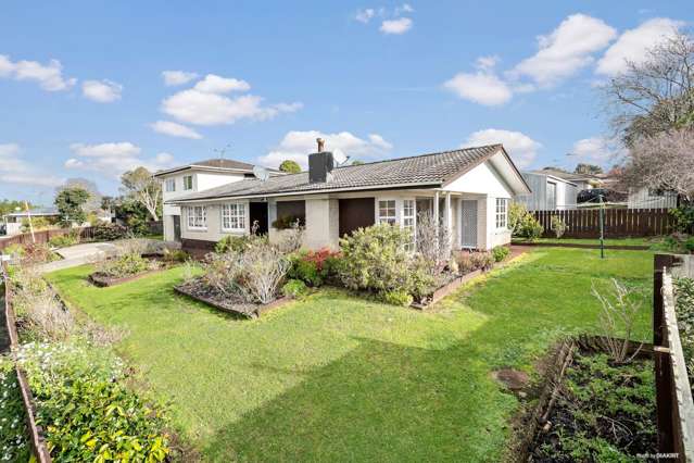 2 Wilbur Place Pakuranga Heights_1