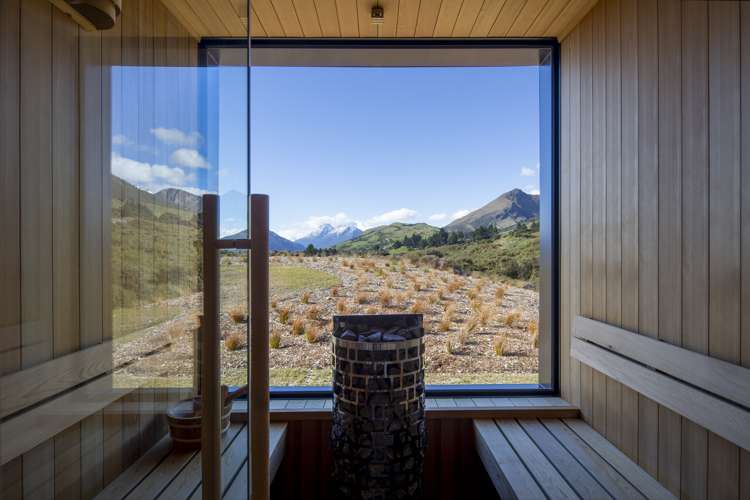 5 River Valley View Glenorchy_19